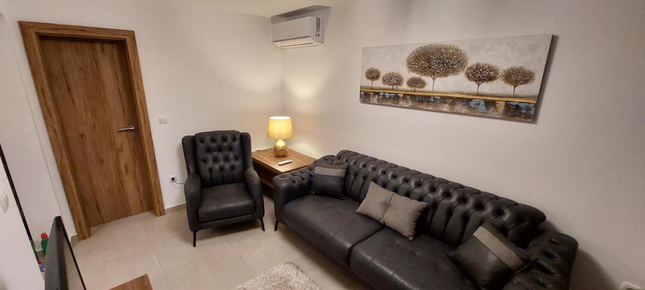 Holiday Apartments Cecilija Supetarska Draga Extérieur photo