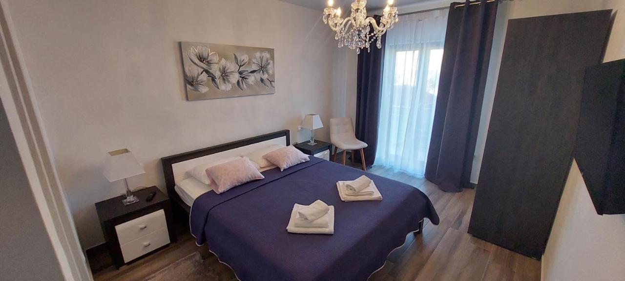 Holiday Apartments Cecilija Supetarska Draga Extérieur photo