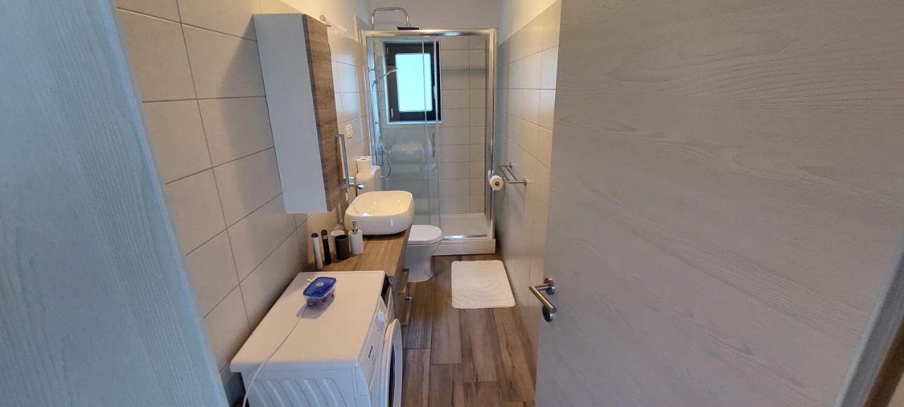 Holiday Apartments Cecilija Supetarska Draga Extérieur photo