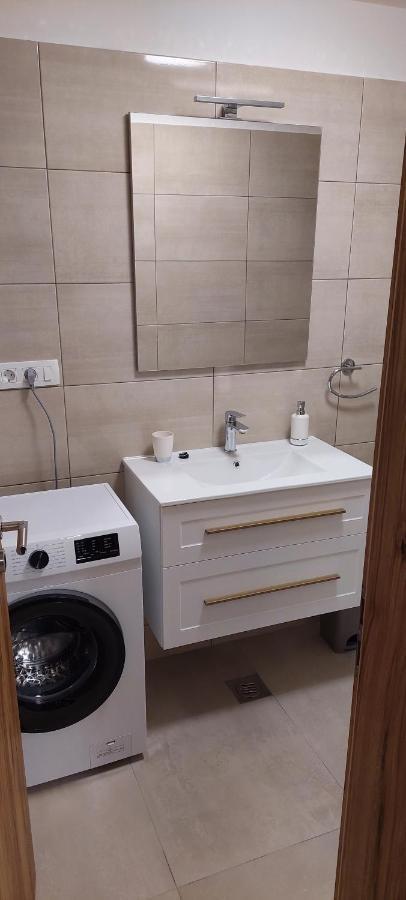 Holiday Apartments Cecilija Supetarska Draga Extérieur photo